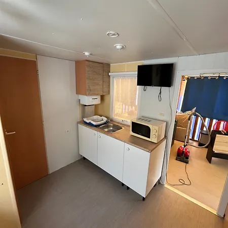 Mobil Numero 76 Campingplatz *